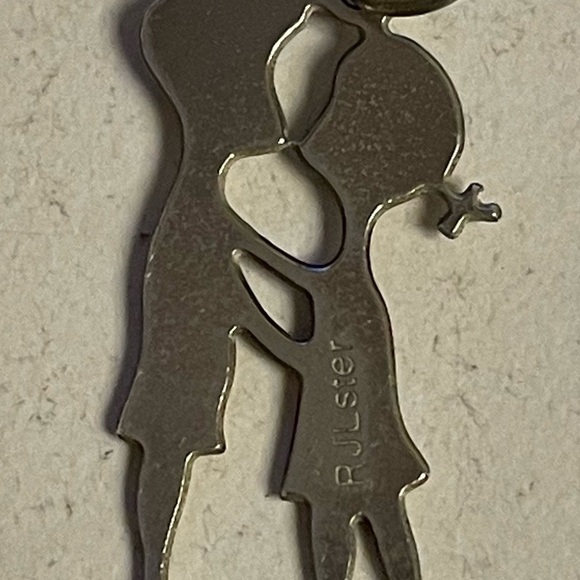 Vintage 80s First Kiss Sterling Silver Charm Pendant - Picture 2 of 4